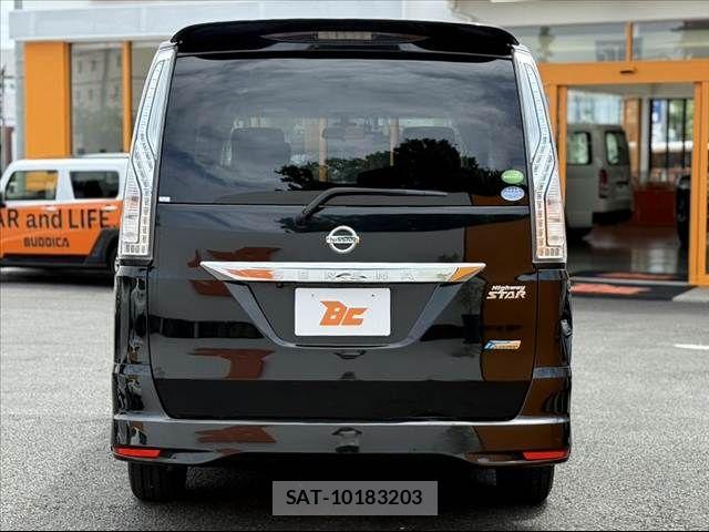 Nissan SERENA 2015-09 7330003-13