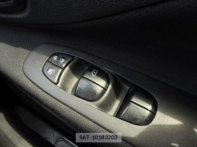 Nissan SERENA 2015-09 7330003-20