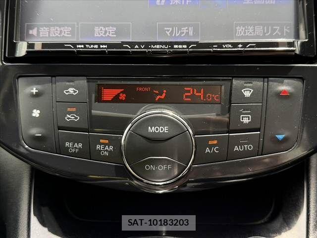 Nissan SERENA 2015-09 7330003-27