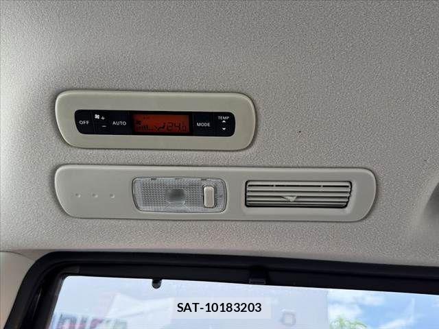 Nissan SERENA 2015-09 7330003-29