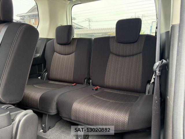 Nissan SERENA 2016-01 7330011-15