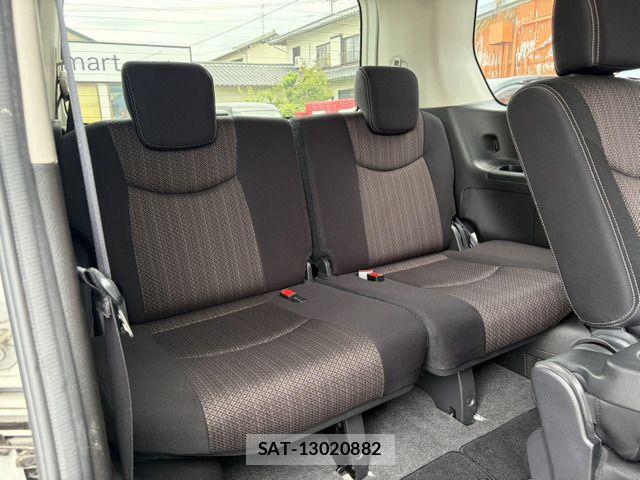 Nissan SERENA 2016-01 7330011-16