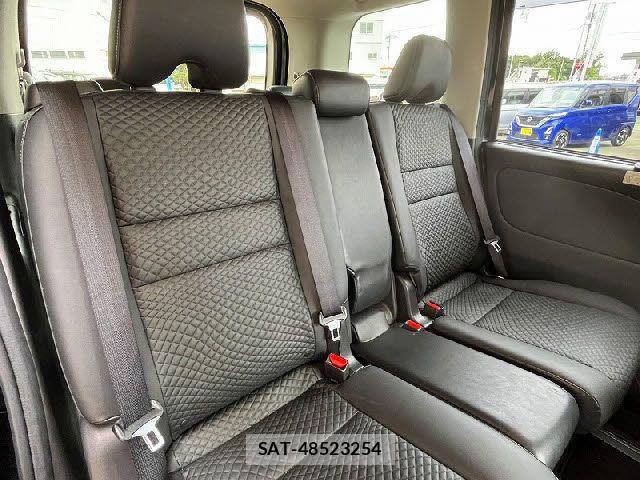 Nissan SERENA 2021-08 7329985-3
