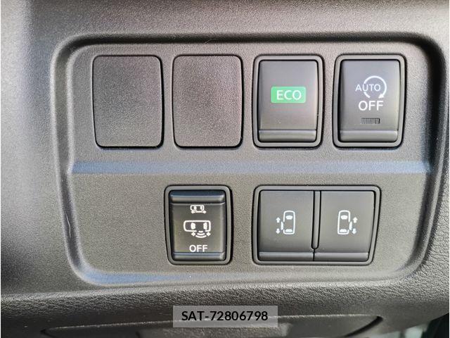 Nissan SERENA 2017-03 7329996-12