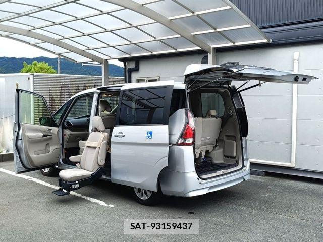 Nissan SERENA 2019-02 7329988-1