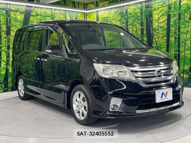 Nissan SERENA 2013-06 7330006-17