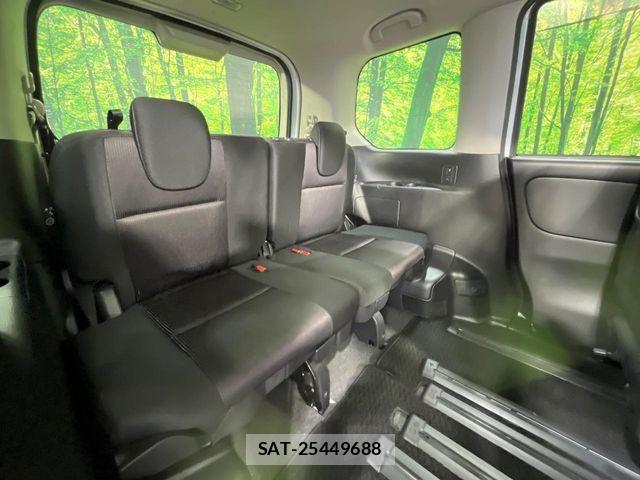 Nissan SERENA 2018-09 7329991-9