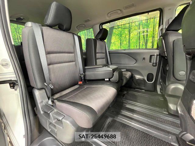 Nissan SERENA 2018-09 7329991-8