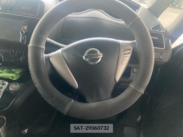 Nissan SERENA 2013-09 7330019-17