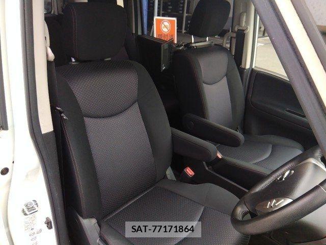 Nissan SERENA 2013-07 7330009-10