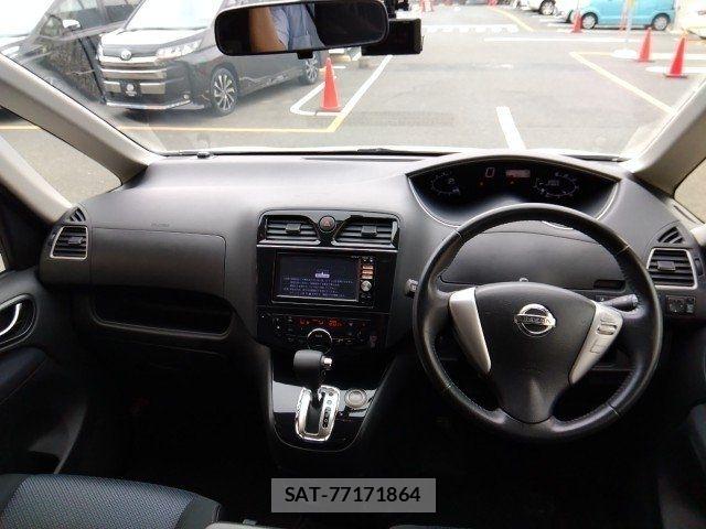 Nissan SERENA 2013-07 7330009-20