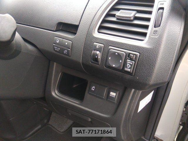 Nissan SERENA 2013-07 7330009-21