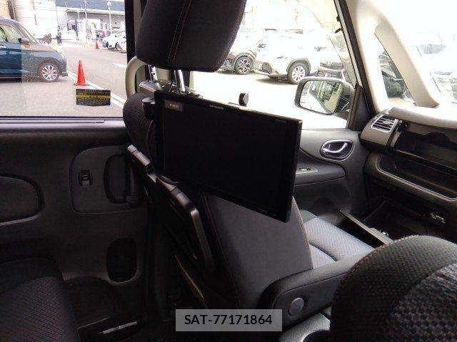 Nissan SERENA 2013-07 7330009-26