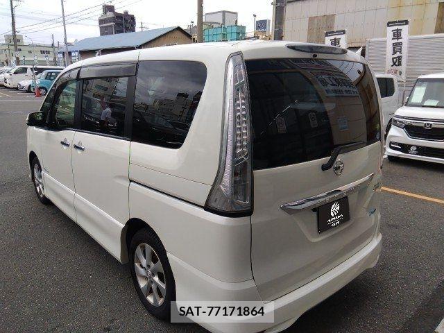 Nissan SERENA 2013-07 7330009-6