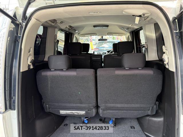 Nissan SERENA 2013-05 7330017-5