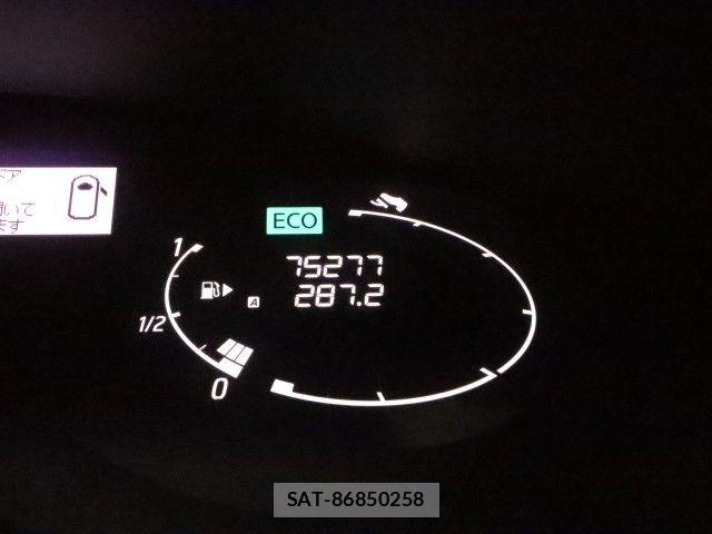 Nissan SERENA 2015-07 7329998-28