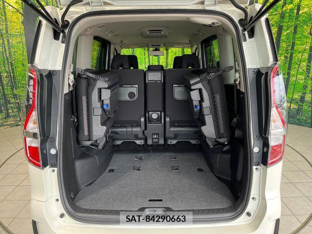 Nissan SERENA 2022-03 7329982-10