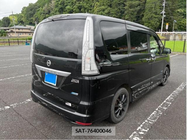Nissan SERENA 2014-07 7330016-1