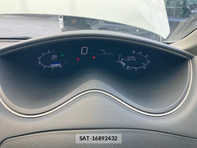 Nissan SERENA 2013-07 7330023-19