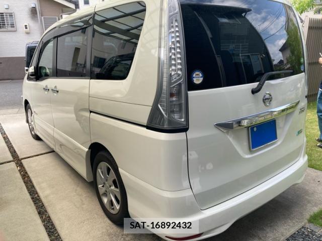 Nissan SERENA 2013-07 7330023-2