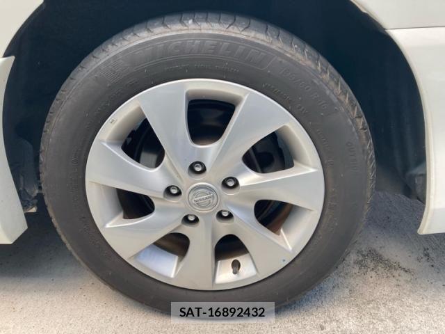 Nissan SERENA 2013-07 7330023-5