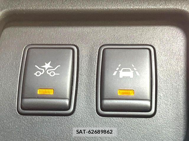 Nissan SERENA 2015-08 7329999-6