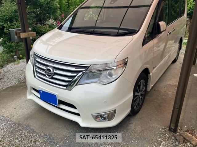 Nissan SERENA 2015-10 7330018-3