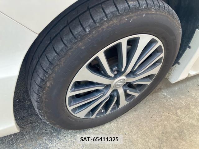 Nissan SERENA 2015-10 7330018-6