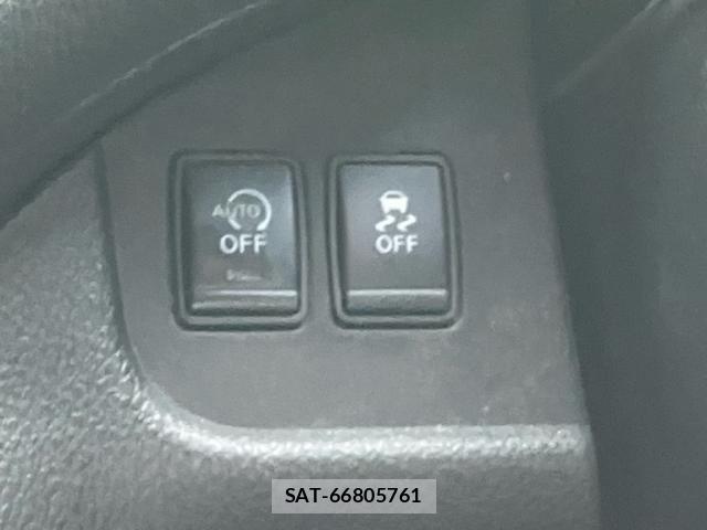 Nissan SERENA 2014-04 7330015-17
