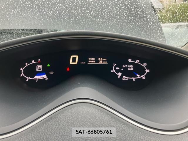 Nissan SERENA 2014-04 7330015-18