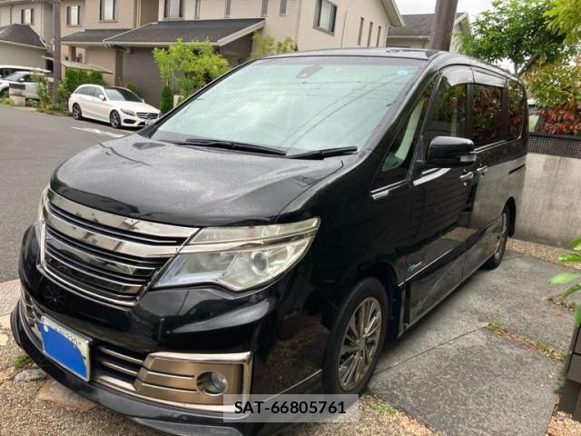 Nissan SERENA 2014-04 7330015-1
