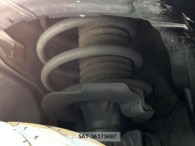 Nissan SERENA 2018-02 7329989-19