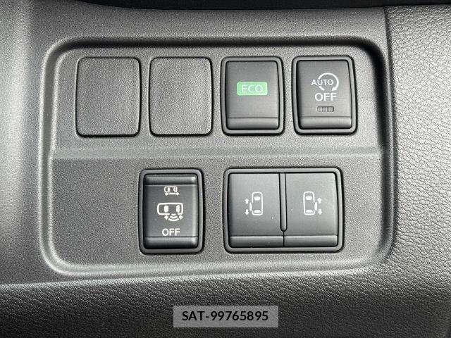 Nissan SERENA 2017-03 7359789-13