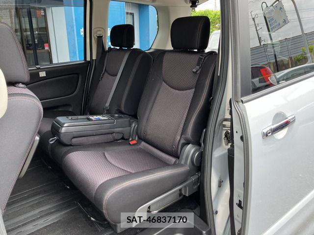 Nissan SERENA 2013-08 7359804-4