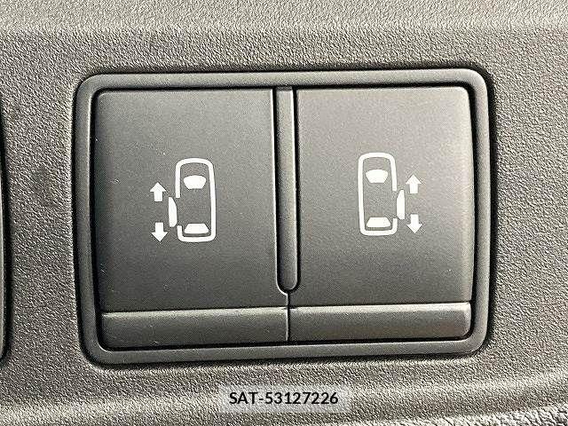 Nissan SERENA 2019-09 7359774-8