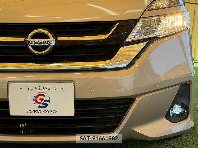 Nissan SERENA 2018-03 7359782-14