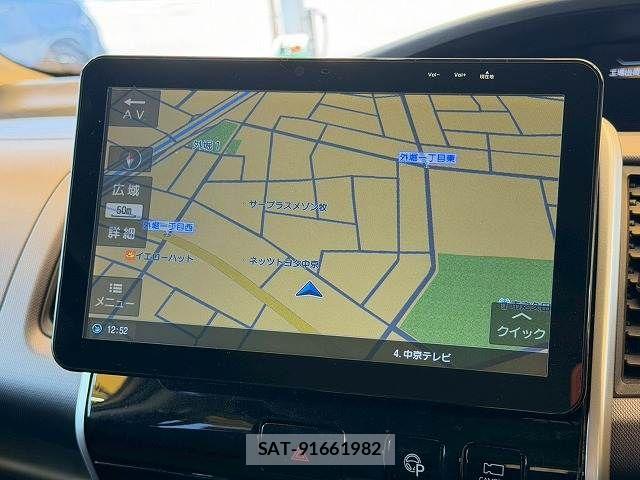 Nissan SERENA 2018-03 7359782-3