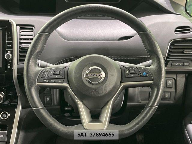 Nissan SERENA 2017-02 7359784-11