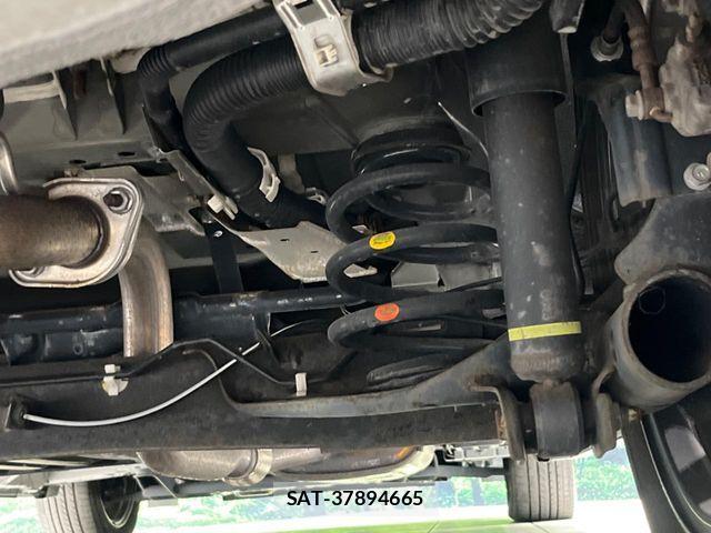 Nissan SERENA 2017-02 7359784-19