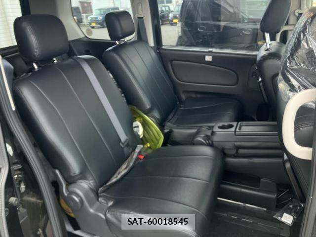 Nissan SERENA 2013-09 7359801-14