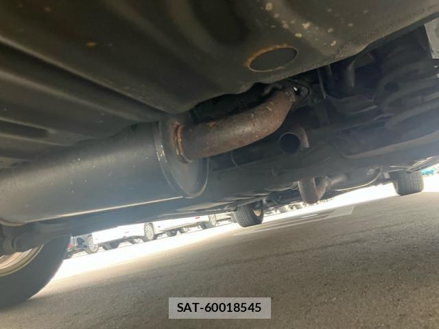 Nissan SERENA 2013-09 7359801-26