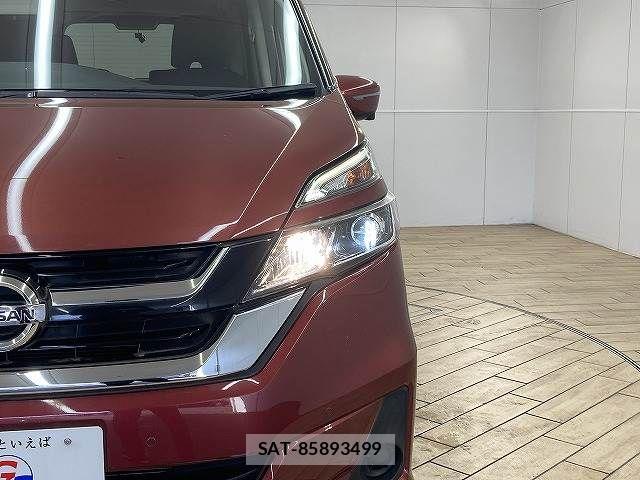 Nissan SERENA 2017-12 7359778-19