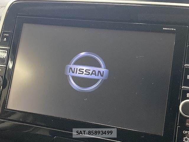 Nissan SERENA 2017-12 7359778-2