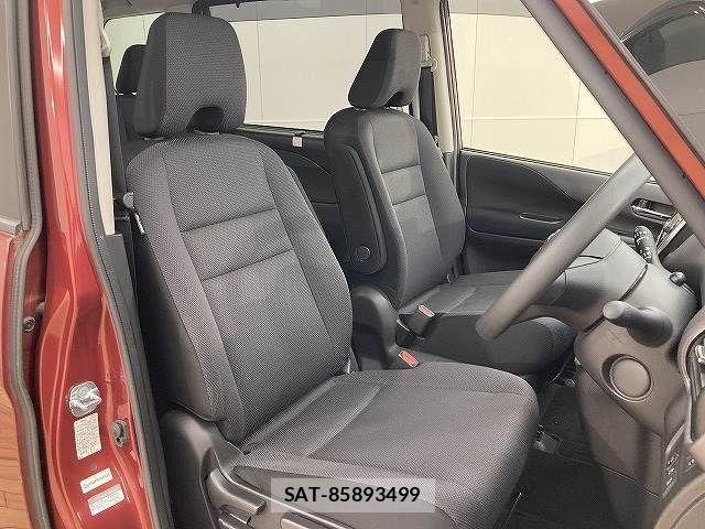 Nissan SERENA 2017-12 7359778-4
