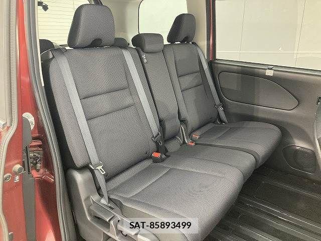 Nissan SERENA 2017-12 7359778-5