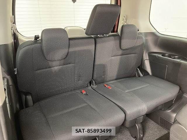 Nissan SERENA 2017-12 7359778-6