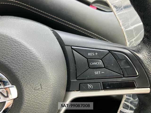 Nissan SERENA 2019-02 7359796-17