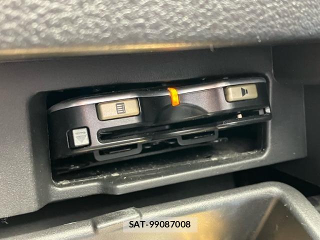 Nissan SERENA 2019-02 7359796-22