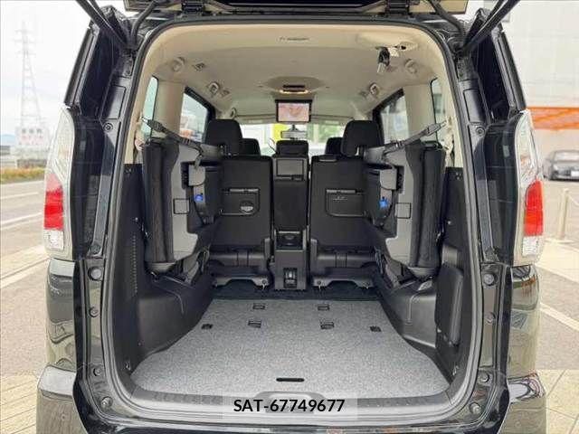 Nissan SERENA 2018-10 7359775-6