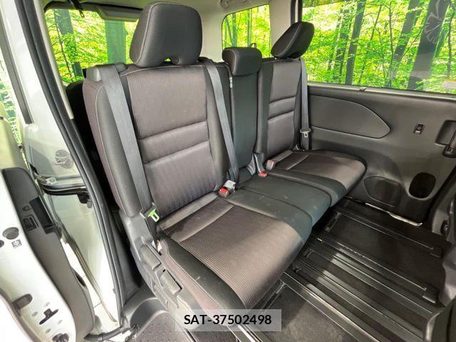 Nissan SERENA 2016-10 7359791-8